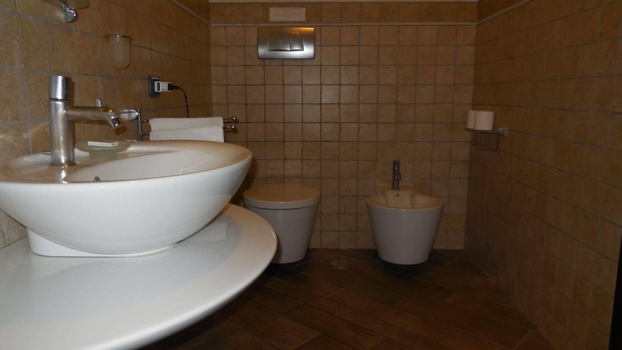 Tridente Rooms Rome Bagian luar foto