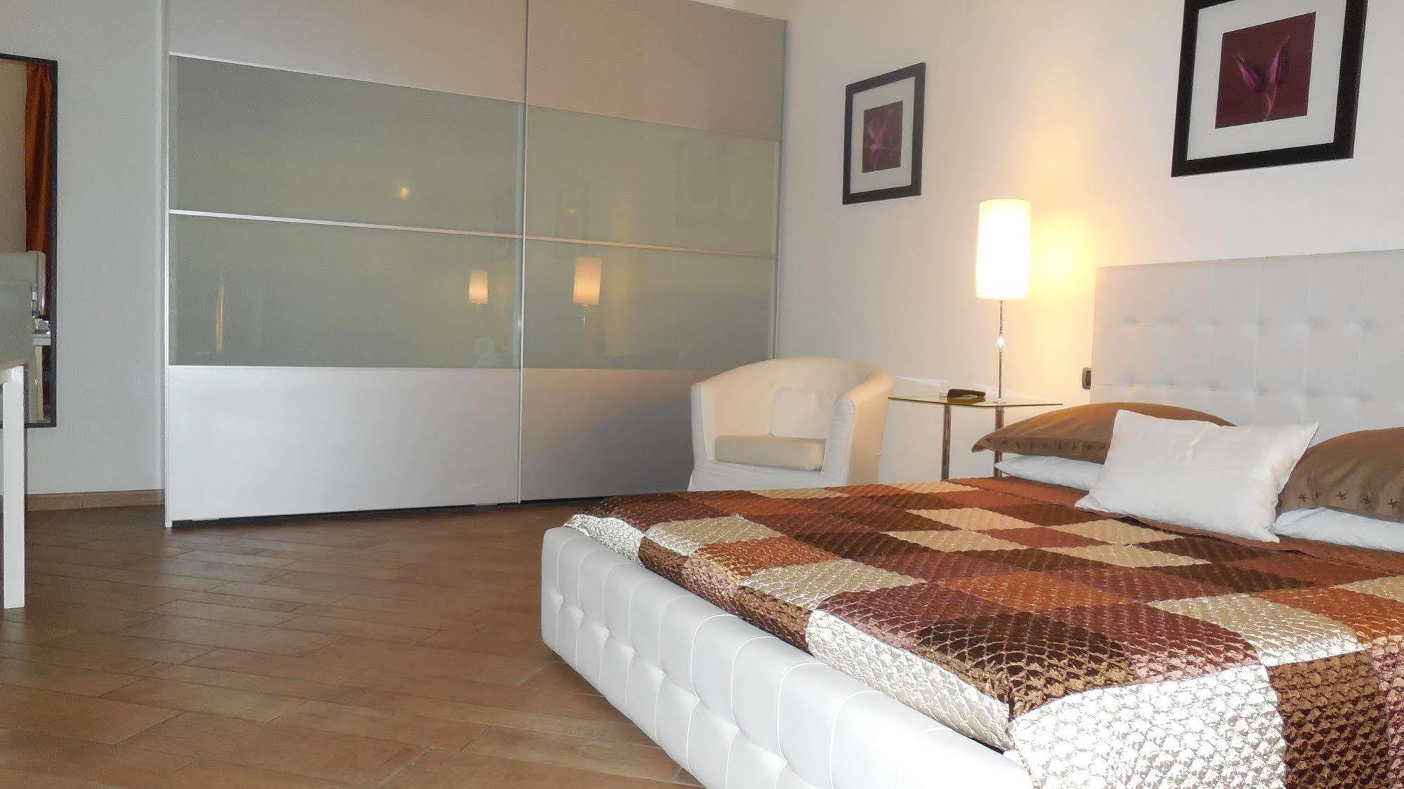 Tridente Rooms Rome Bagian luar foto