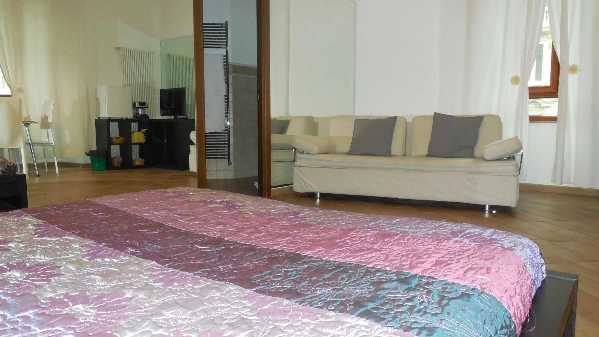Tridente Rooms Rome Bagian luar foto
