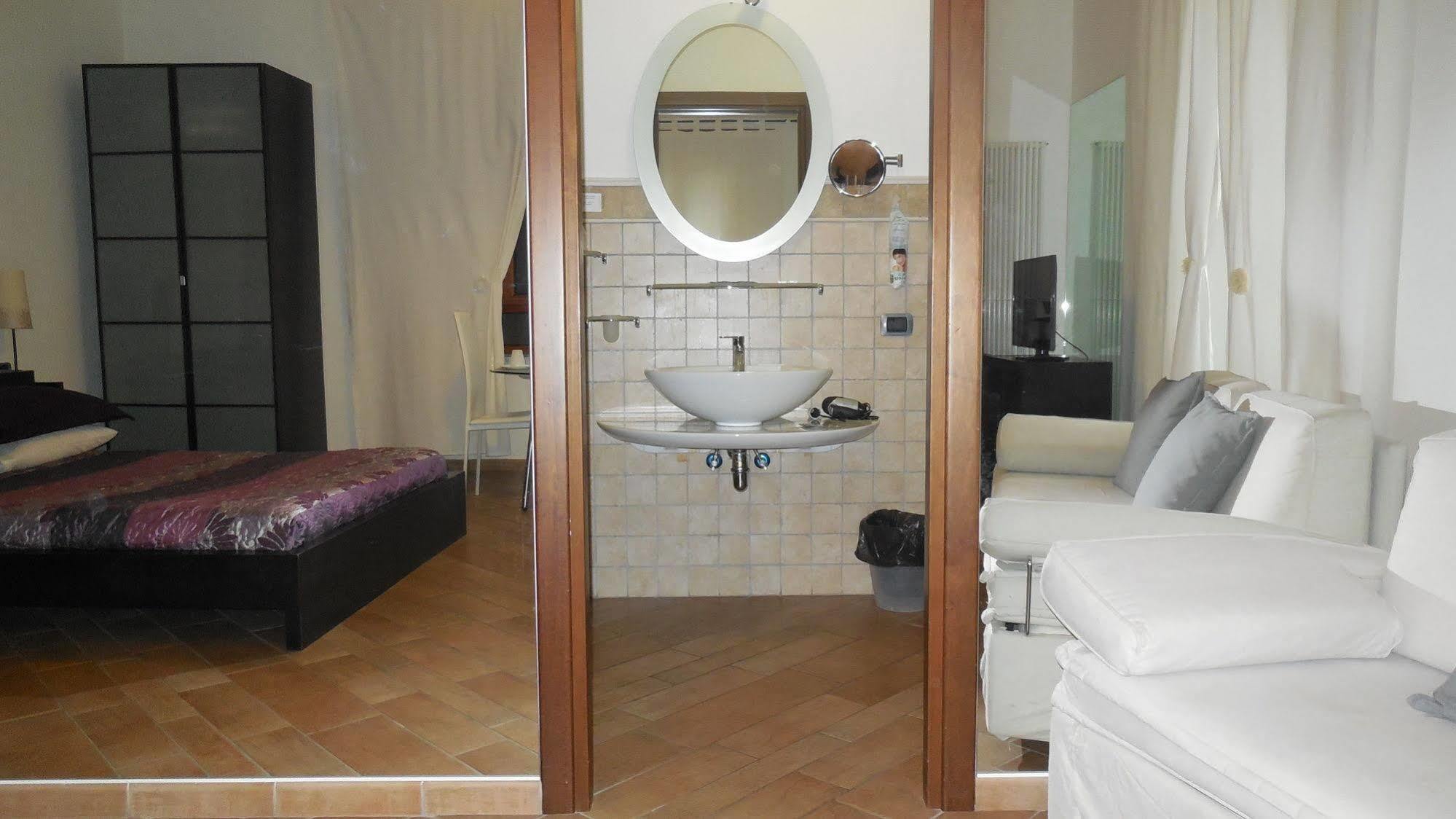 Tridente Rooms Rome Bagian luar foto