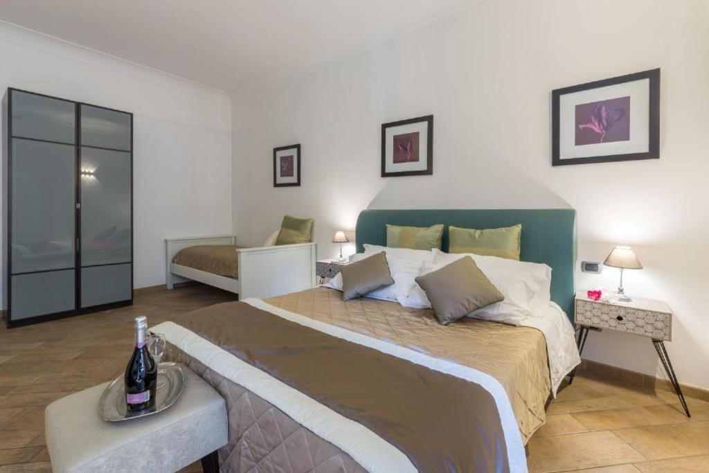 Tridente Rooms Rome Bagian luar foto