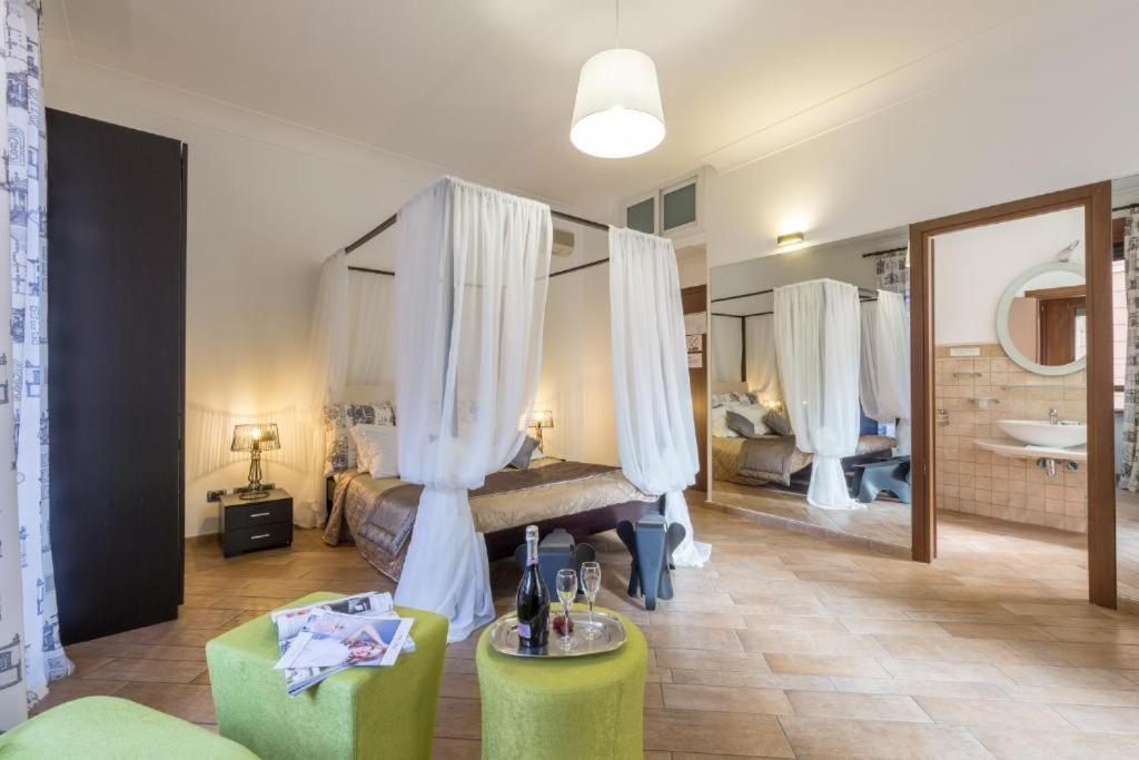 Tridente Rooms Rome Bagian luar foto