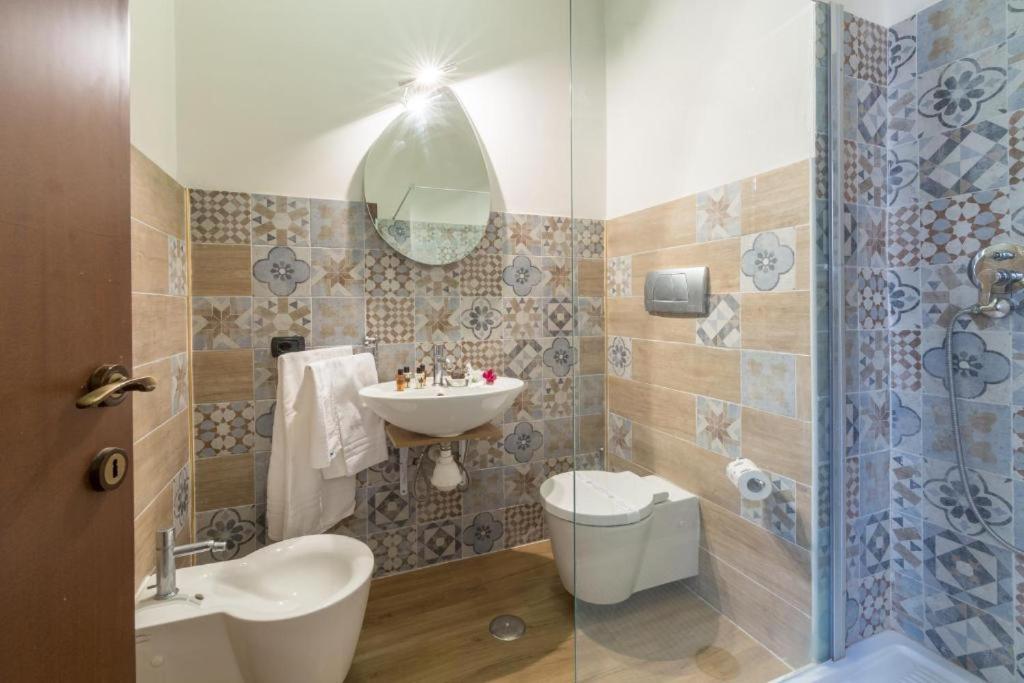Tridente Rooms Rome Bagian luar foto